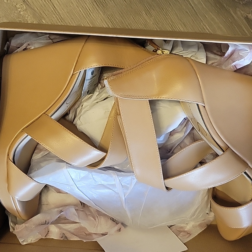 Jessica Simpson Wedges